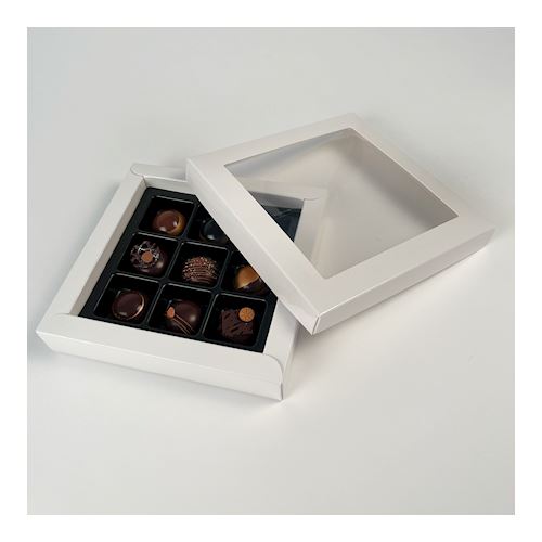 Witte doos + zwarte blister voor 9 standaard pralines +/- 100 pcs